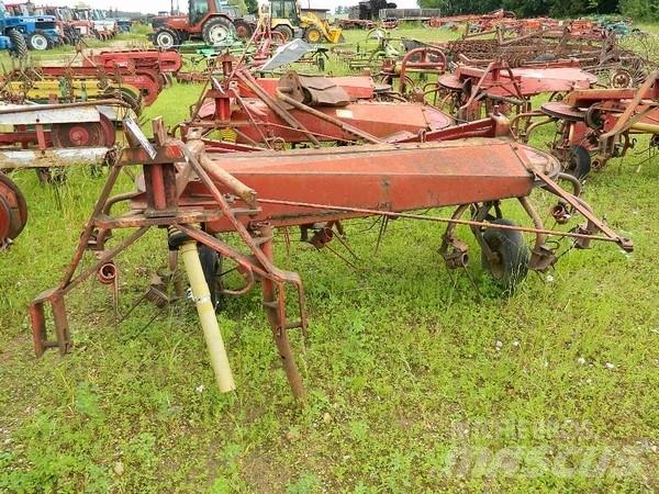 JF 320 Rateau faneur