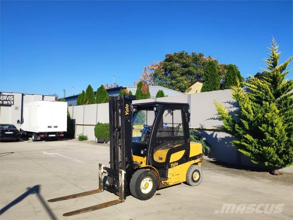 Yale GDP35VX Chariots diesel