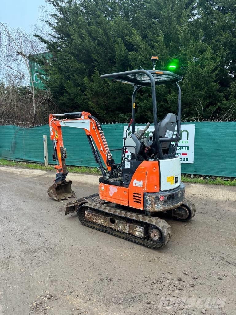 Hitachi ZX19U-5A Mini pelle < 7t