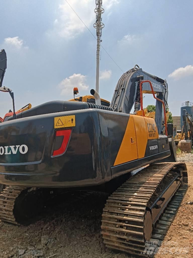 Volvo EC 240 Pelle sur chenilles