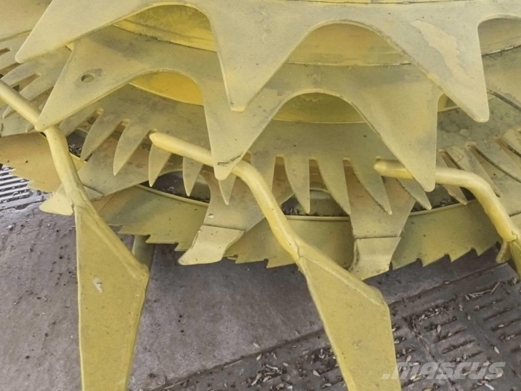 John Deere 7300 i Ensileuse automotrice