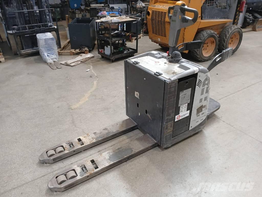 UniCarriers PLP 200 Transpalette accompagnant porté debout