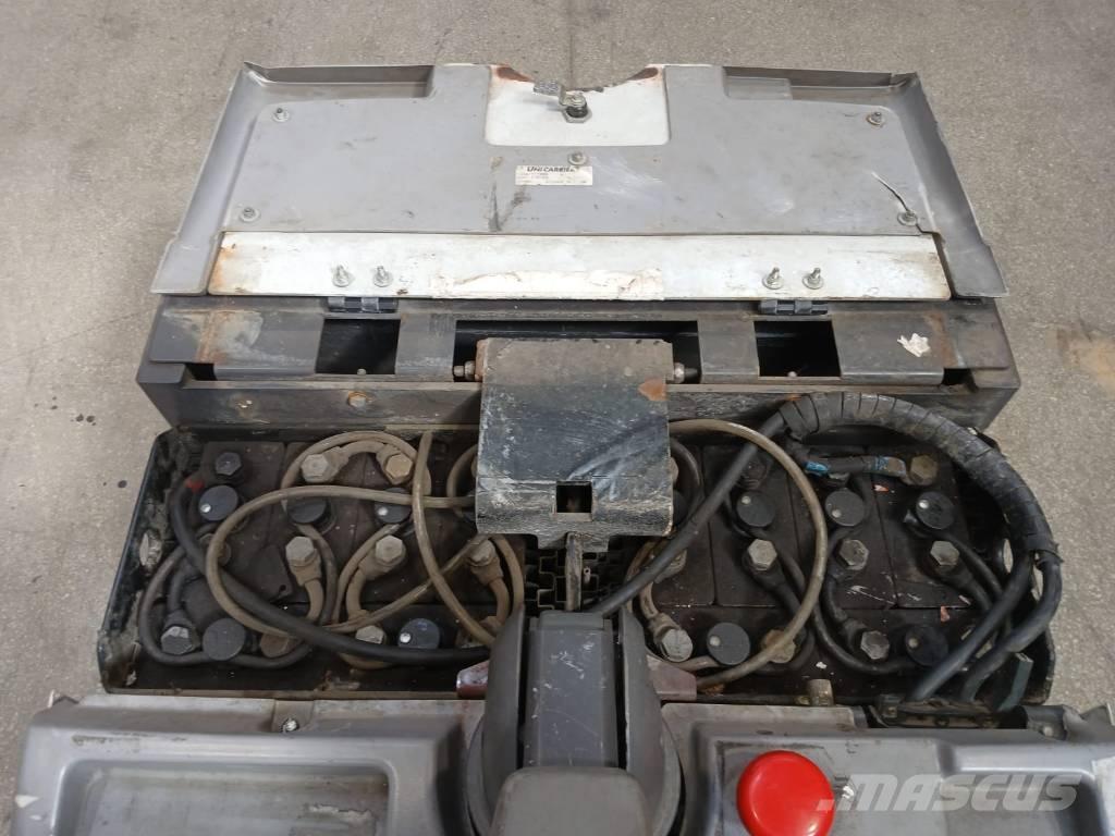 UniCarriers PLP 200 Transpalette accompagnant porté debout