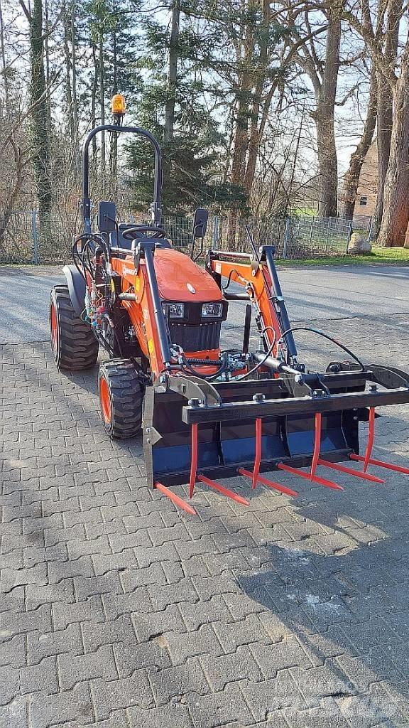 Avenger 26 Tracteur