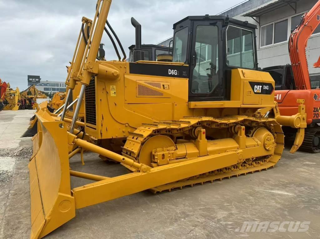 CAT D 6 G Bouteurs sur chenilles