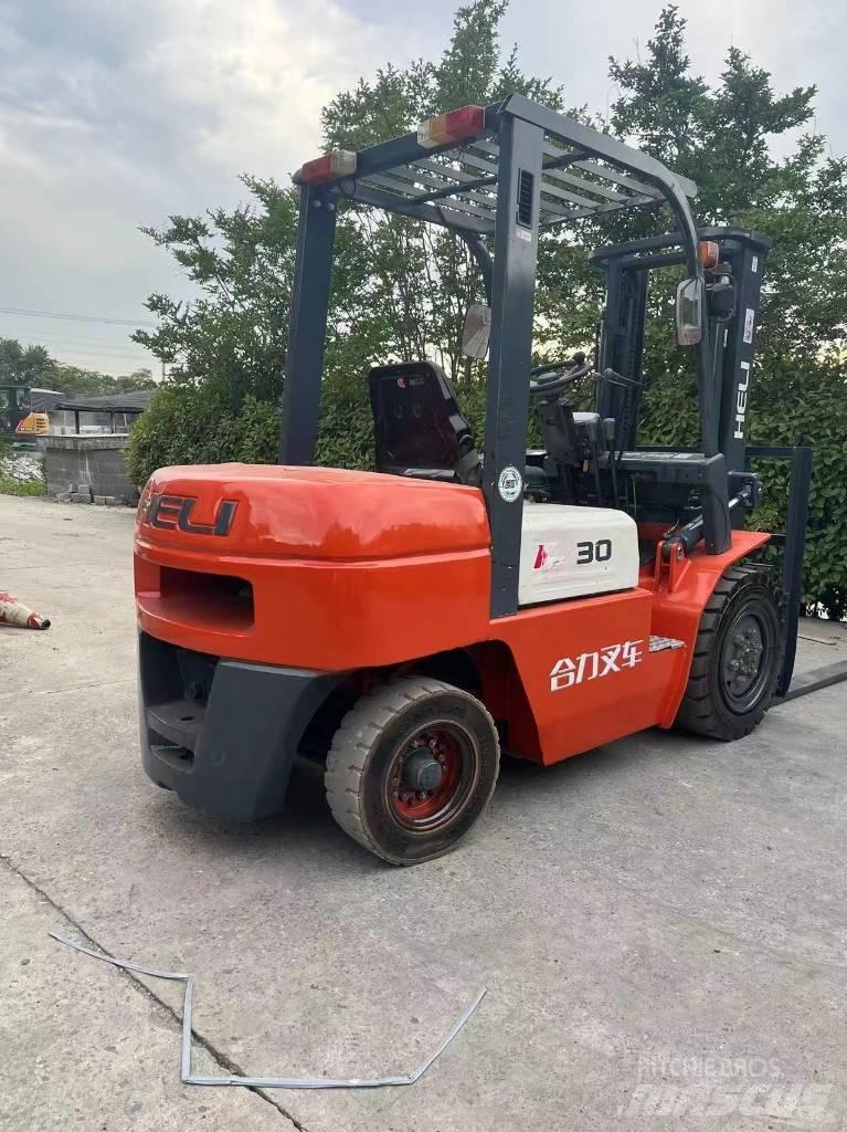 Heli CPC 30 Chariots diesel