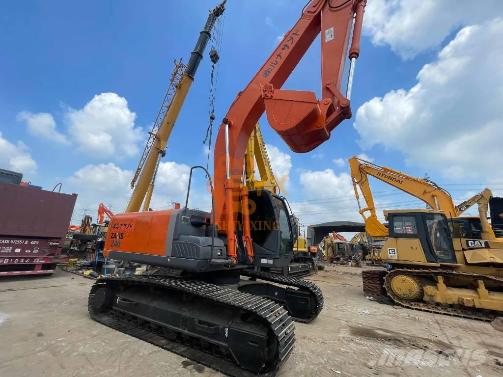 Hitachi ZX 240 Pelle sur chenilles