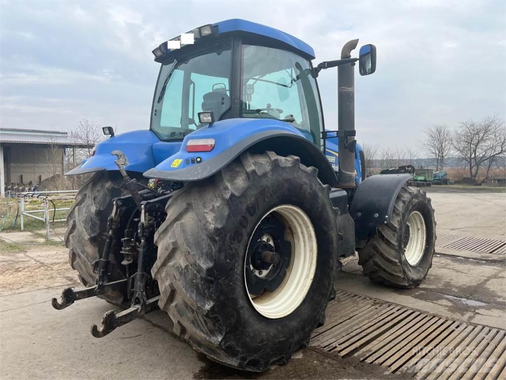 New Holland T8040 Tracteur