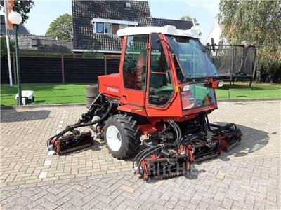 Toro 6700-D Tondeuses montées