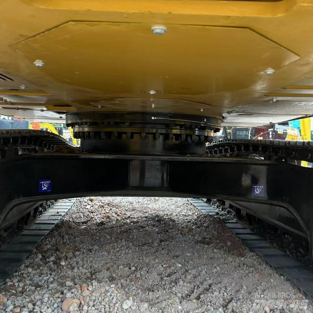CAT 320 D L Pelle sur chenilles