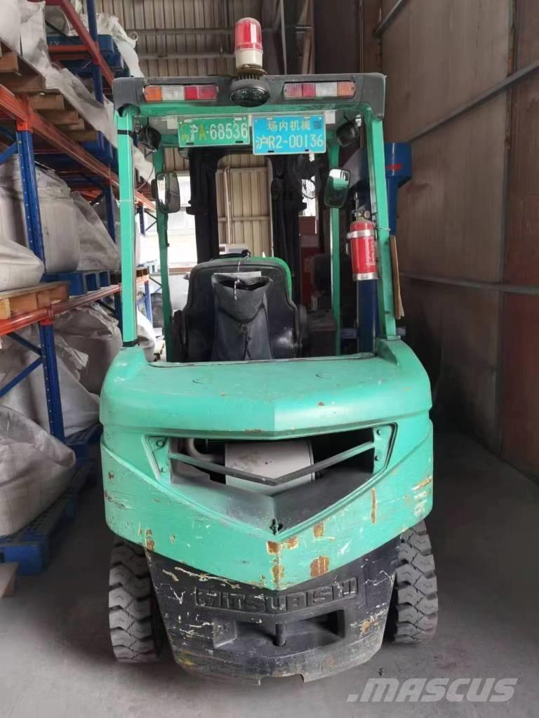 Mitsubishi FD 25 Chariots diesel