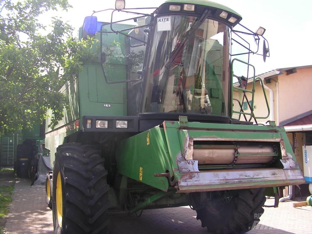 John Deere 2056 Moissonneuse batteuse