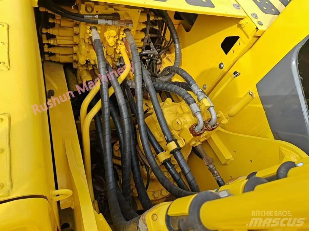 Komatsu PC 220-8 Pelle sur chenilles