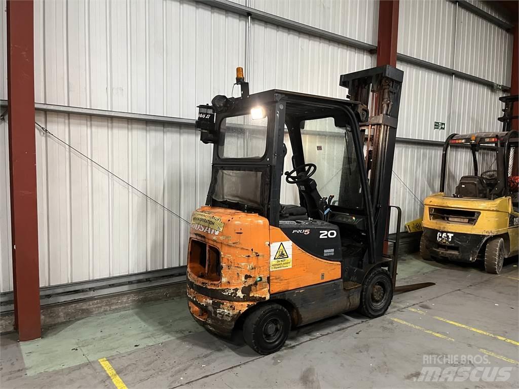 Doosan D20SC-5 Chariots diesel
