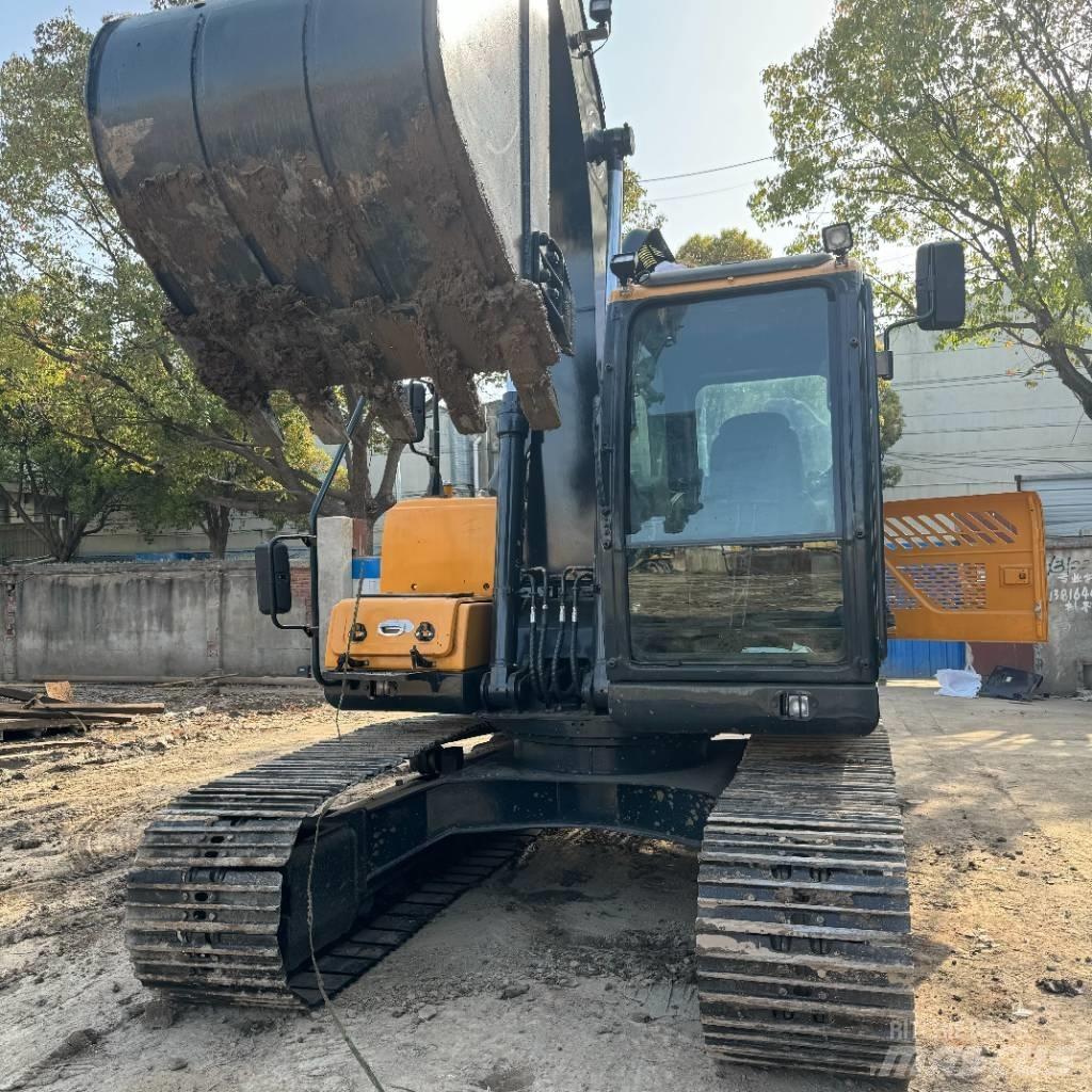 Hyundai R150LC-9S Mini pelle 7t-12t