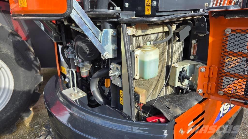 Hitachi ZX 19 Mini pelle < 7t