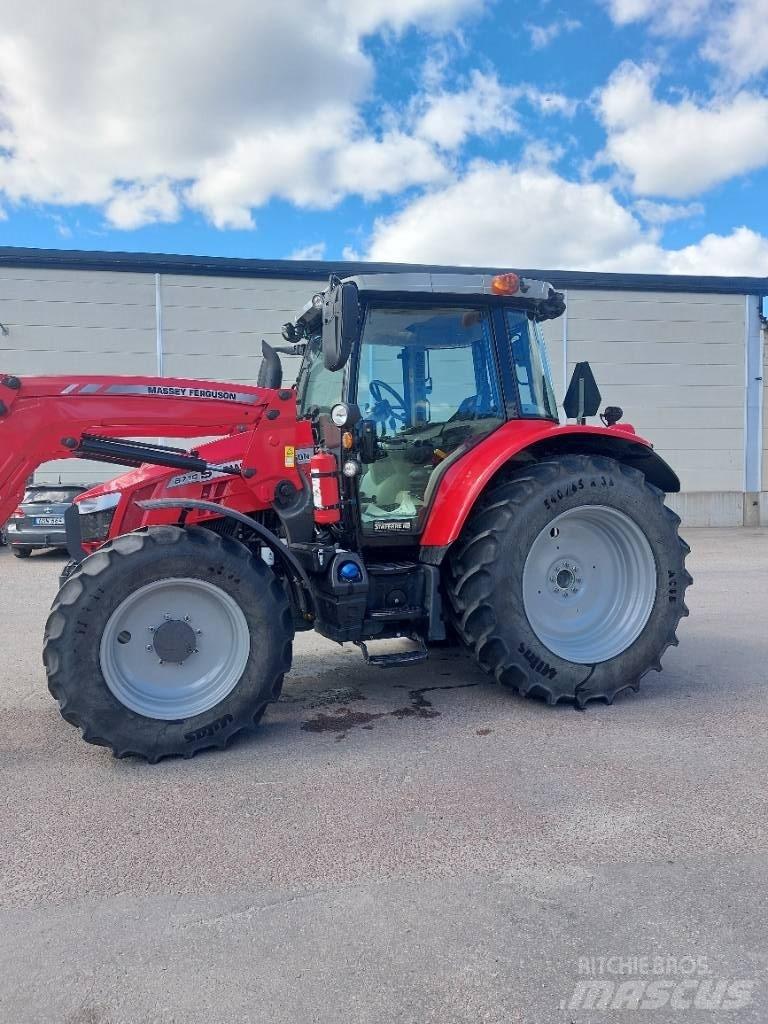 Massey Ferguson 5710 Tracteur