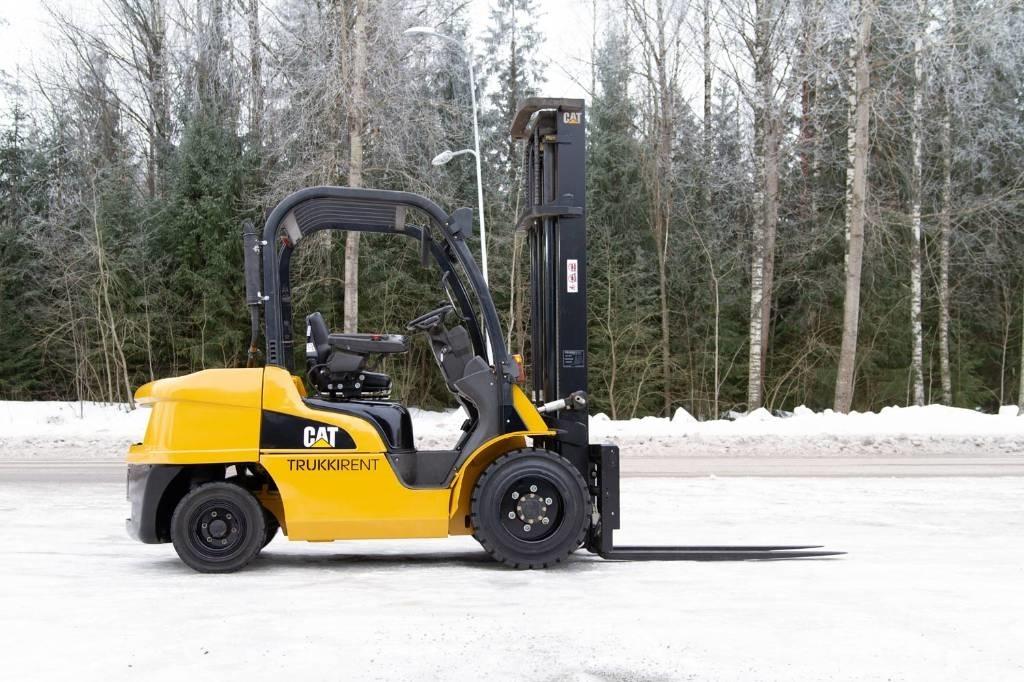 CAT DP 35 N Chariots diesel