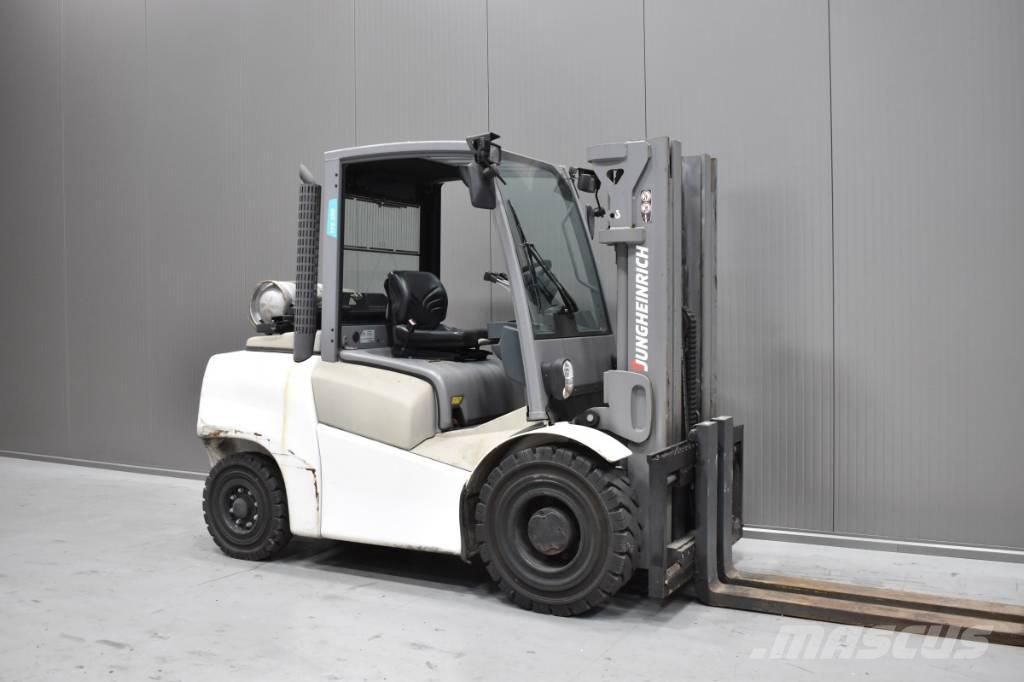 Jungheinrich TFG S50 Chariots GPL