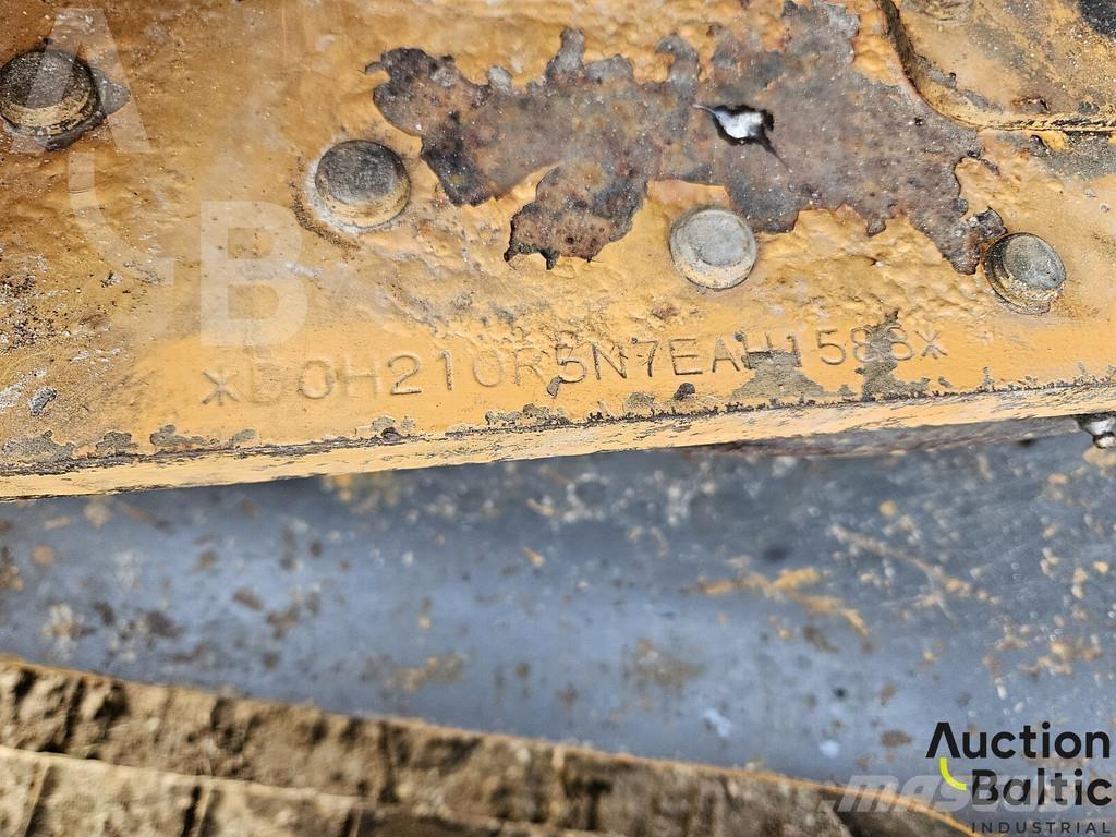 CASE CX 210 B Pelle sur chenilles