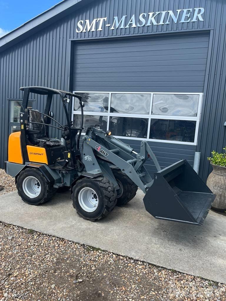 GiANT 332 SWT Mini chargeuse