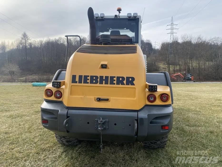 Liebherr L546 Chargeuse sur pneus