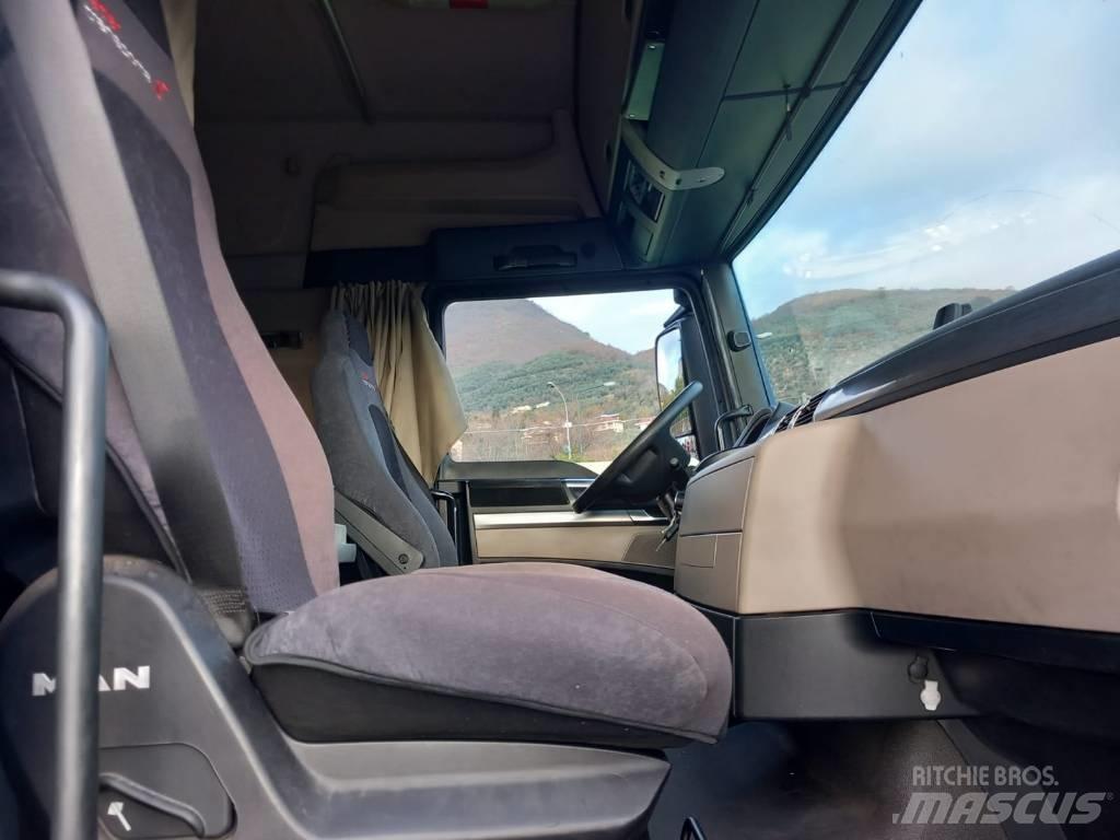 MAN TGX 26.420 Camion porte engin