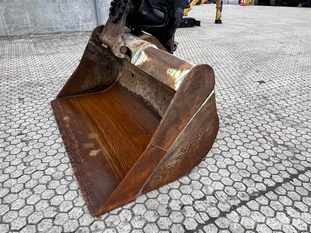 CAT 325-07B Pelle sur chenilles