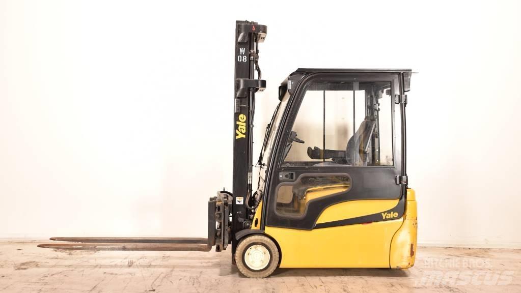Yale ERP 20 VTLWB Chariots élévateurs électriques
