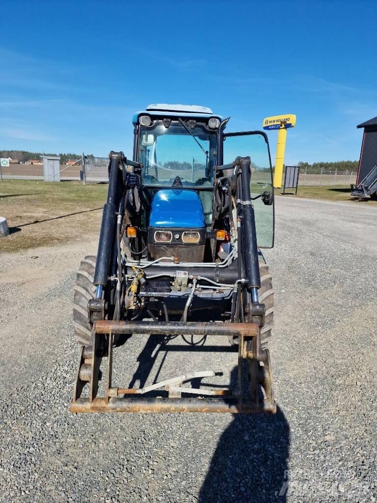 New Holland TN65F Tracteur