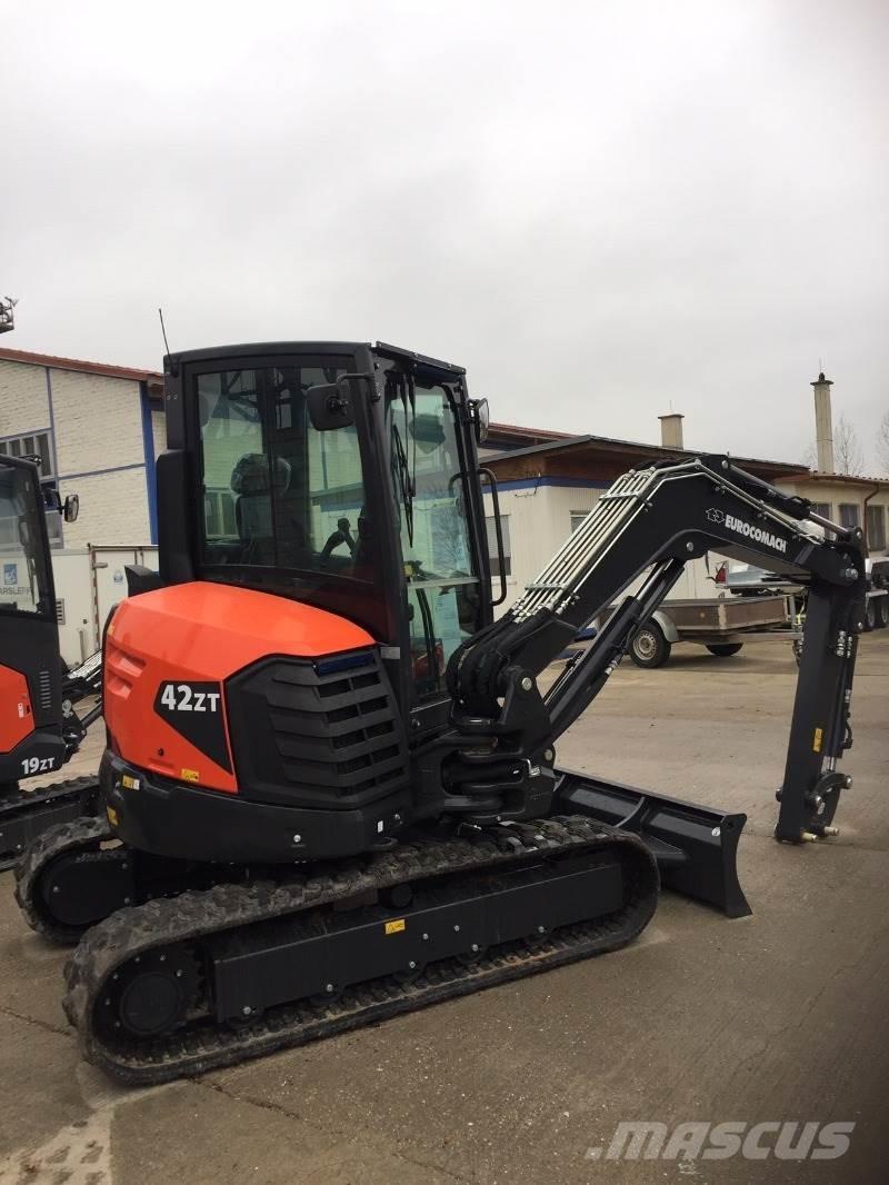 Eurocomach 42ZT Mini pelle < 7t