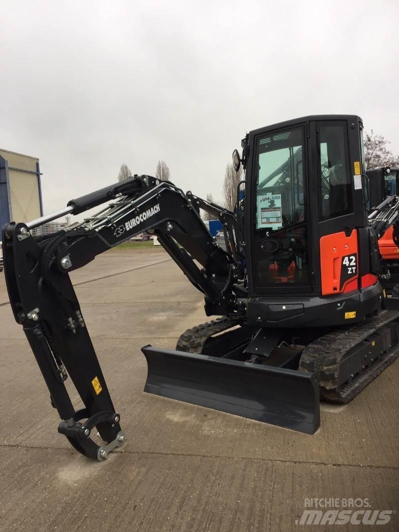Eurocomach 42ZT Mini pelle < 7t