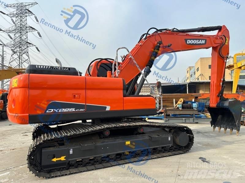 Doosan DX 225 LC-9C Pelle sur chenilles