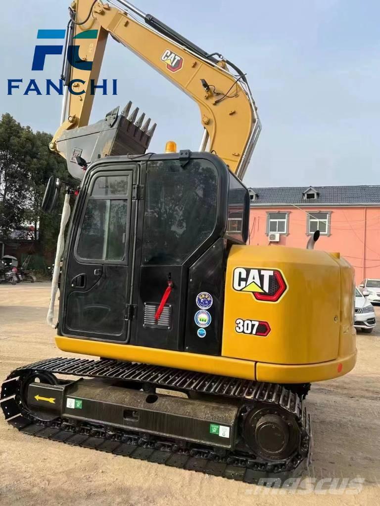 CAT 307 Pelle sur chenilles