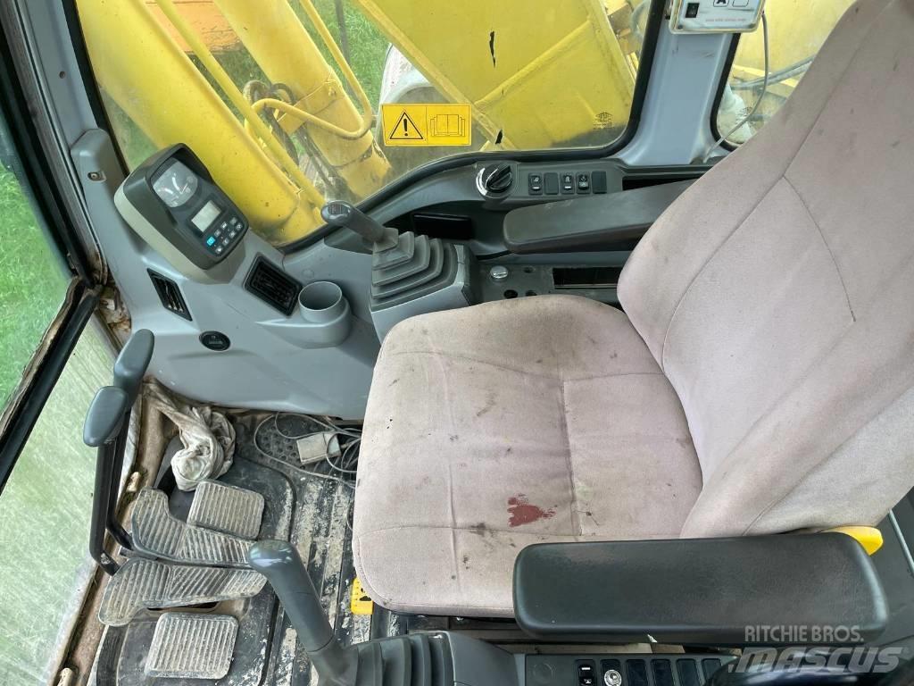 New Holland E 215 Pelle sur chenilles