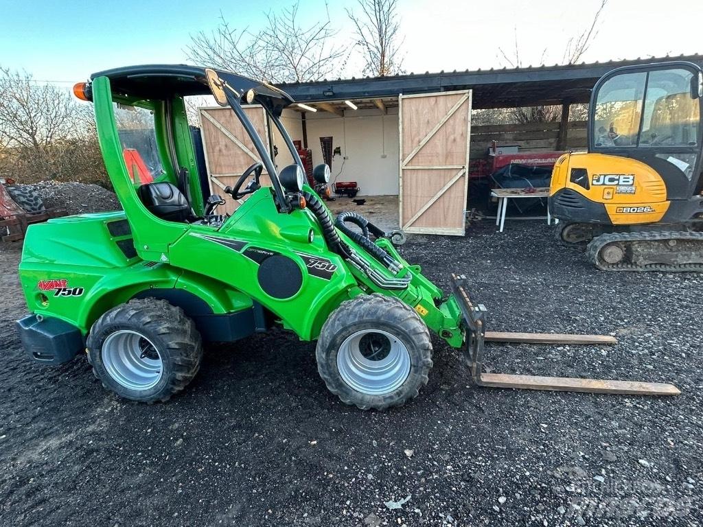 Avant 750 Chargeuse multifonction