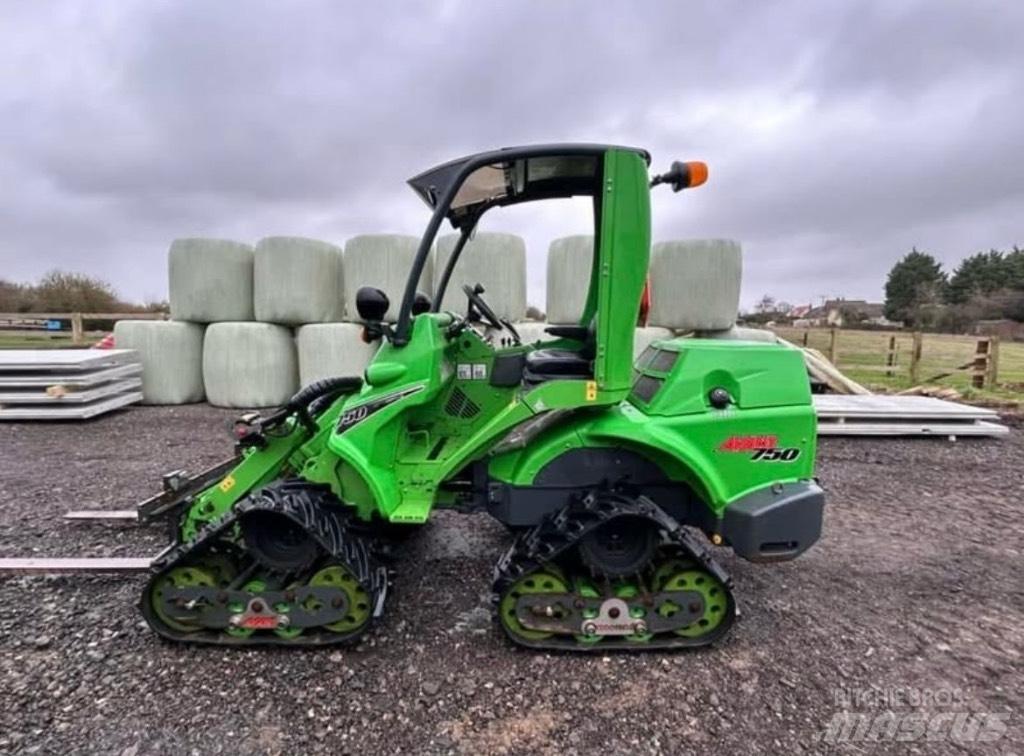 Avant 750 Chargeuse multifonction