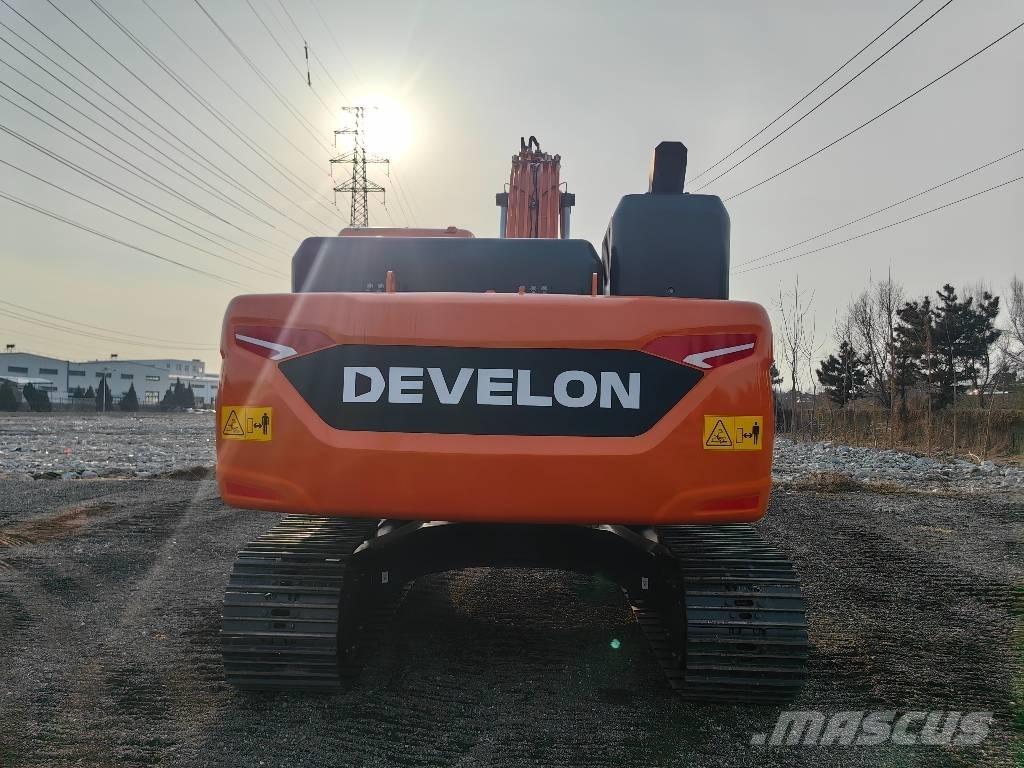 Doosan DX225 Pelle sur chenilles
