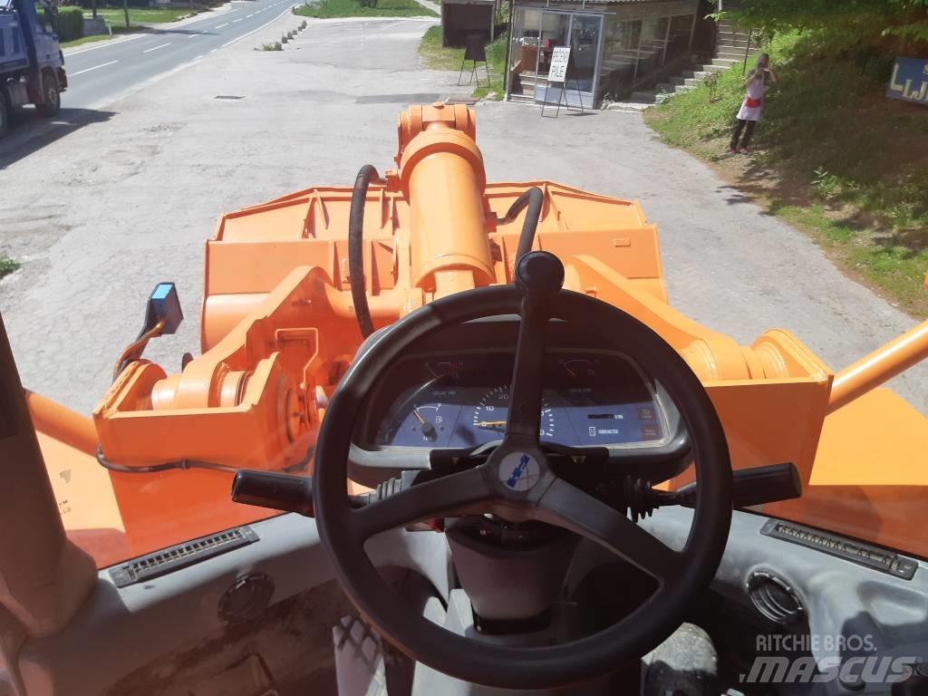 Fiat HITACHI W 270 Chargeuse sur pneus