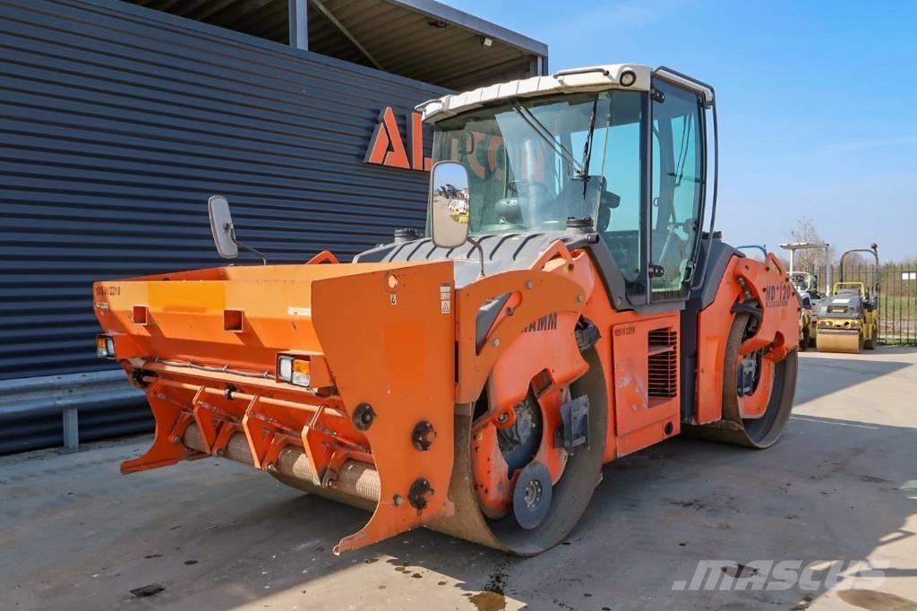 Hamm HD+ 120 VO Rouleaux tandem