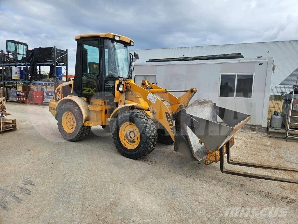 JCB 407 B Chargeuse sur pneus
