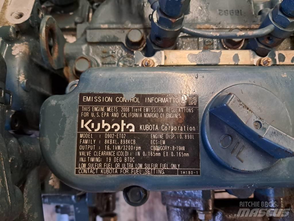 Kubota D-902 Moteur