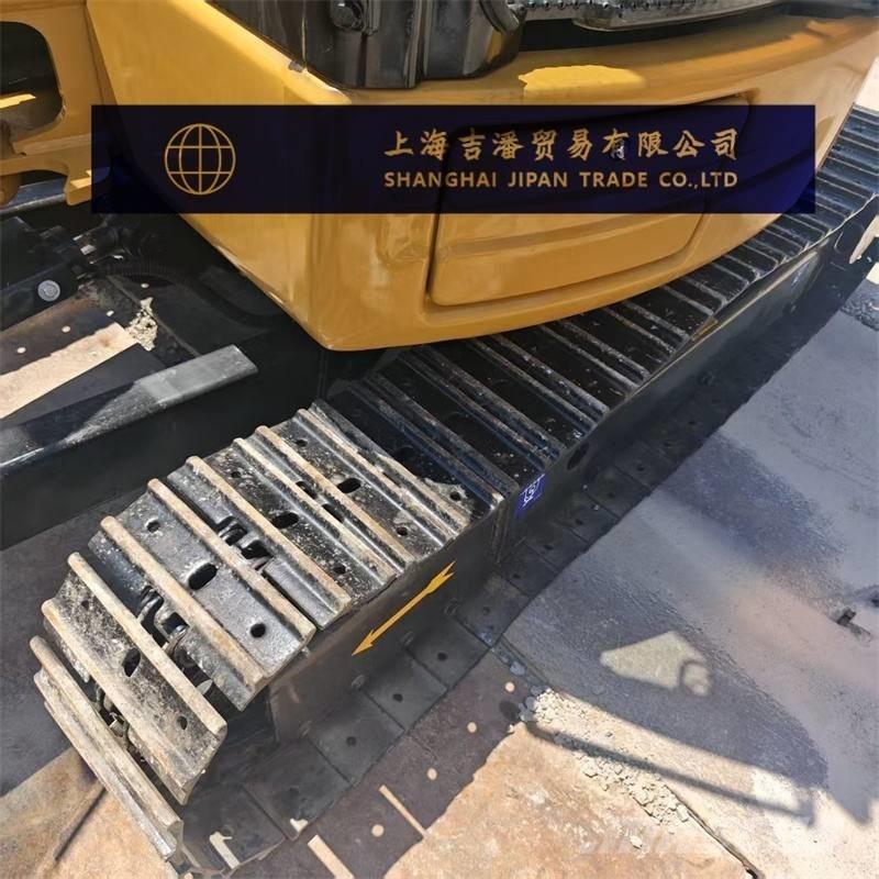 CAT 303.5 E Mini pelle < 7t