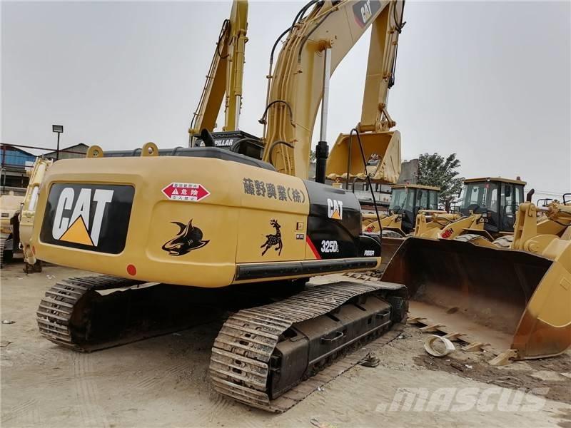 CAT 325 D L Pelle sur chenilles