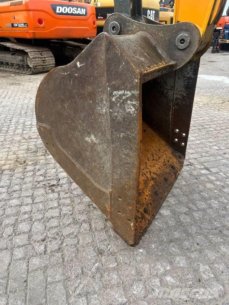 Hyundai 140W-9A Pelle sur pneus