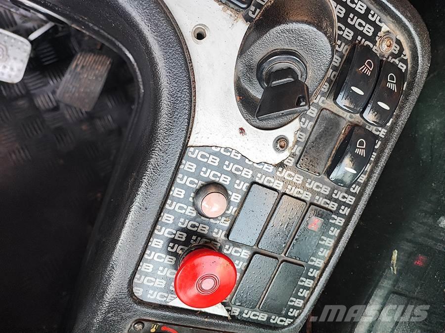 JCB TLT35D 4x4 Chariot télescopique