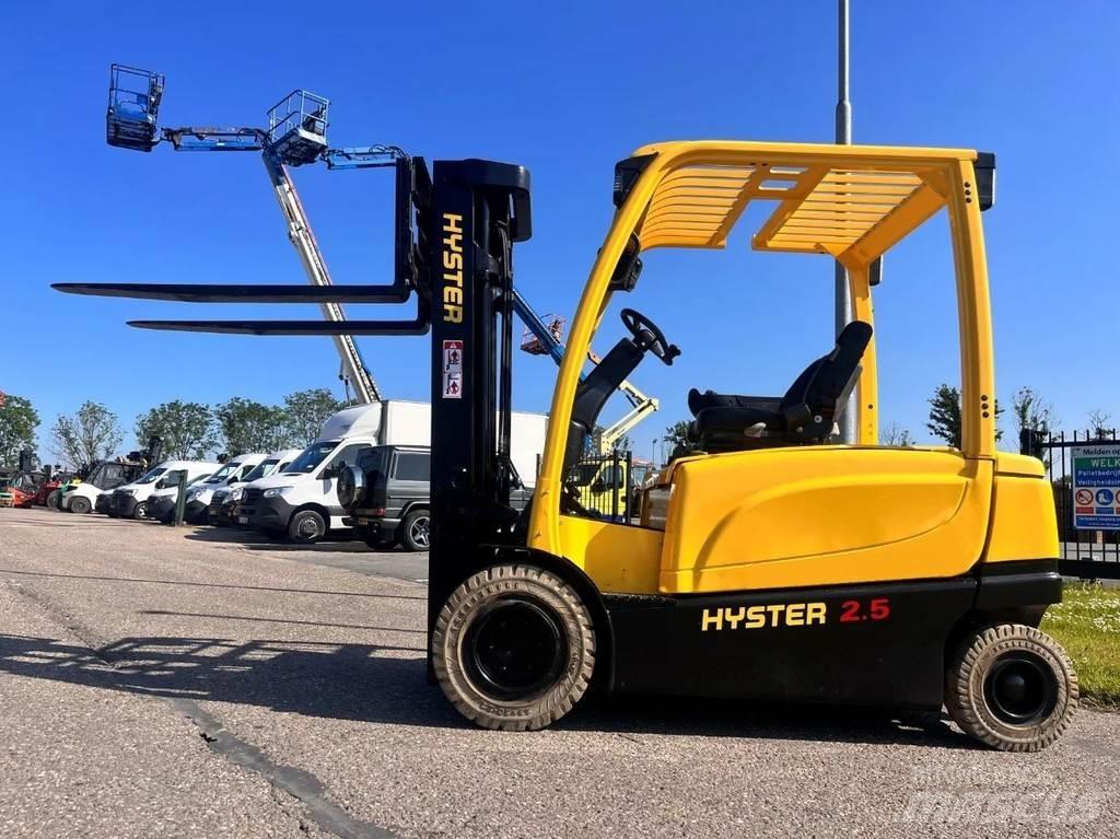 Hyster J2.5XN Chariots élévateurs électriques