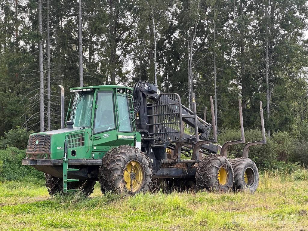 John Deere 1110 D Porteur