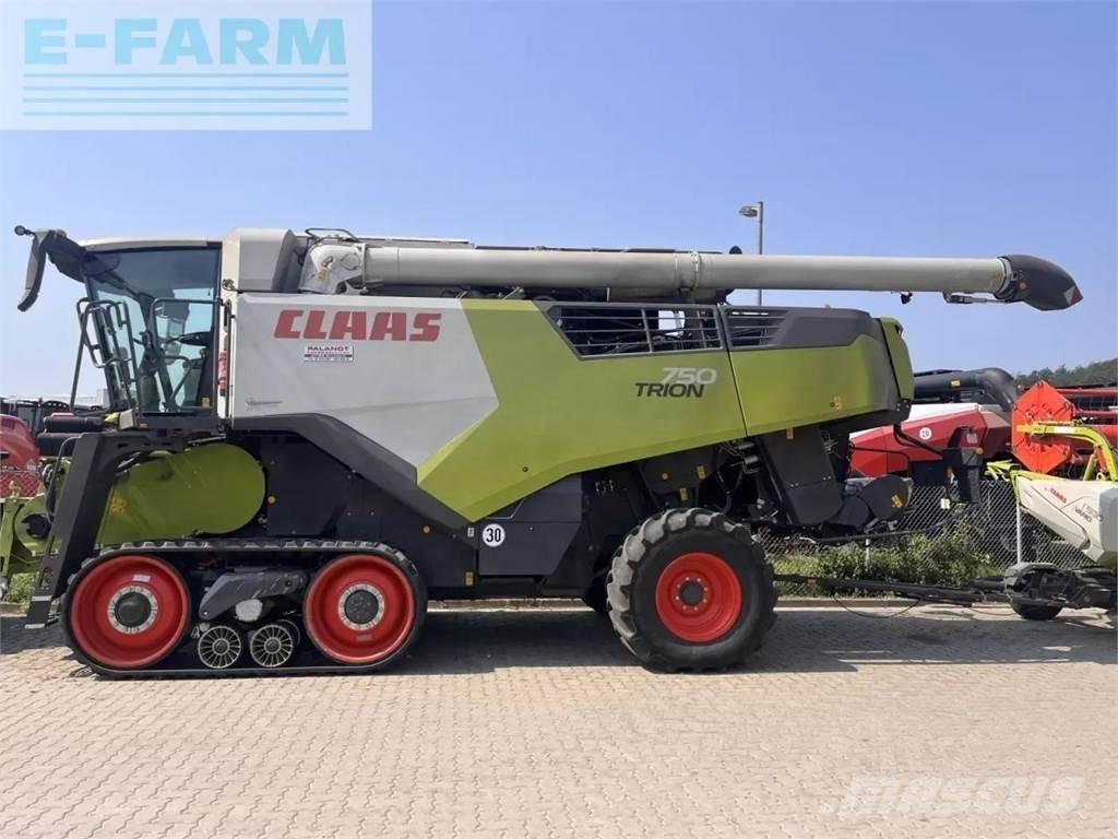 CLAAS trion 750 tt Moissonneuse batteuse