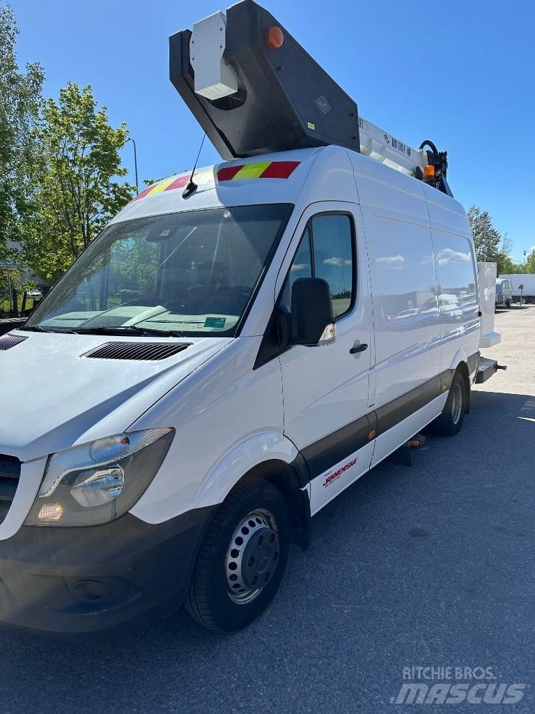 VERSALIFT VDT-170-F Camion nacelle